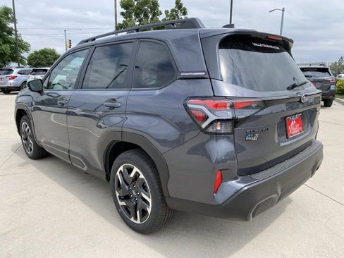 New 2025 Subaru Forester Limited w/ Popular Package image 3