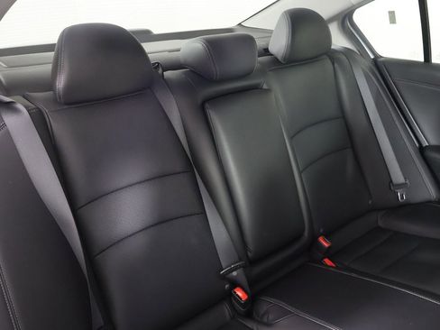Used 2017 Honda Accord EX-L image 28