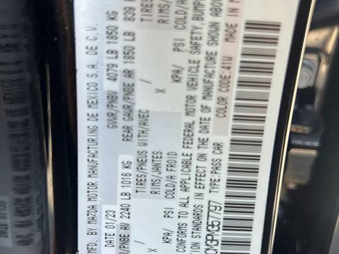 Used 2023 MAZDA MAZDA3 s FWD image 32