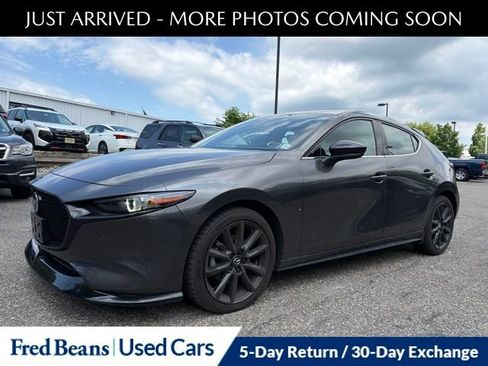 Used 2023 MAZDA MAZDA3 Hatchback w/Premium Plus Pkg AWD/4WD image 3