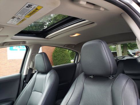 Used 2019 Honda HR-V EX-L image 10