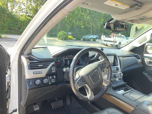 Used 2020 GMC Yukon Denali w/ Open Road Package AWD/4WD image 10