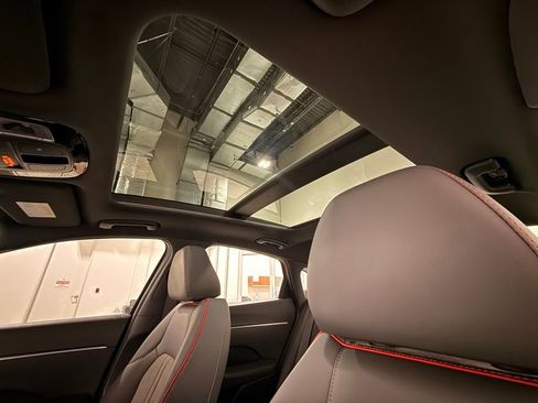 Used 2023 Hyundai Sonata SEL Plus w/ Preferred Accessory Package image 17