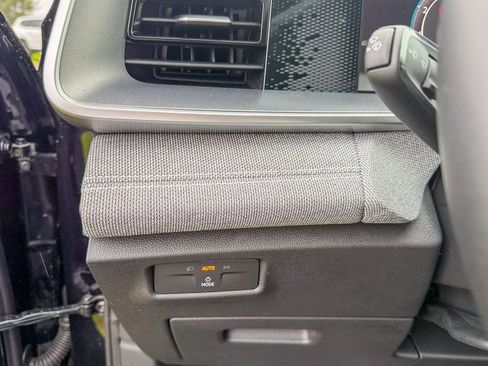 New 2026 Volkswagen Tiguan S image 18