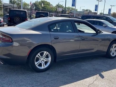 Used 2022 Dodge Charger SXT w/ Leather Interior Group image 23