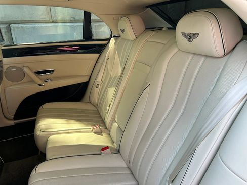 Used 2015 Bentley Flying Spur V8 AWD/4WD image 4