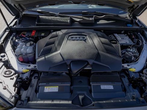 Used 2022 Audi Q7 3.0T Premium w/ Convenience Package image 38