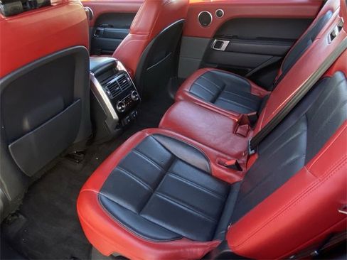Used 2019 Land Rover Range Rover Sport HSE Dynamic image 25