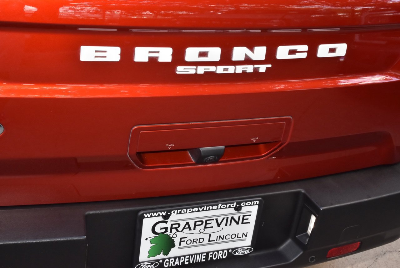 Used 2023 Ford Bronco Sport Outer Banks AWD/4WD image 36