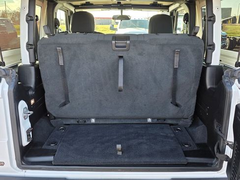 Used 2020 Jeep Wrangler Sport image 28