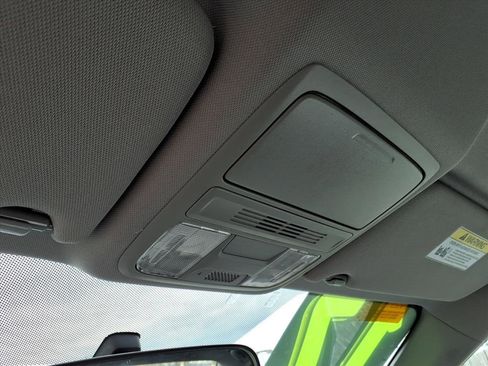 Used 2017 Honda Accord LX image 17