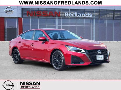New 2026 Nissan Altima 2.5 SV w/ SV Special Edition Package FWD image 1
