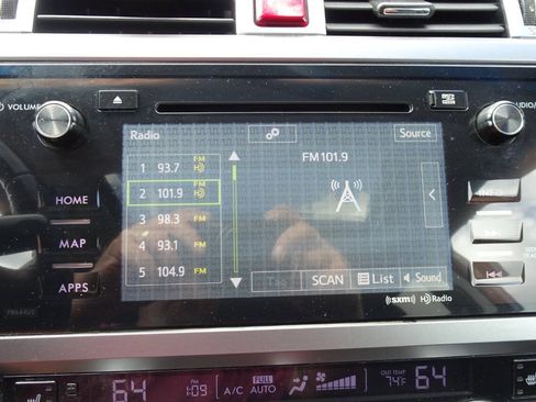Used 2015 Subaru Outback 2.5i Premium AWD/4WD image 27