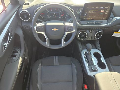 New 2025 Chevrolet Blazer LT w/ Convenience Package image 8