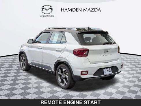 Used 2022 Hyundai Venue Limited w/ Cargo Package image 5