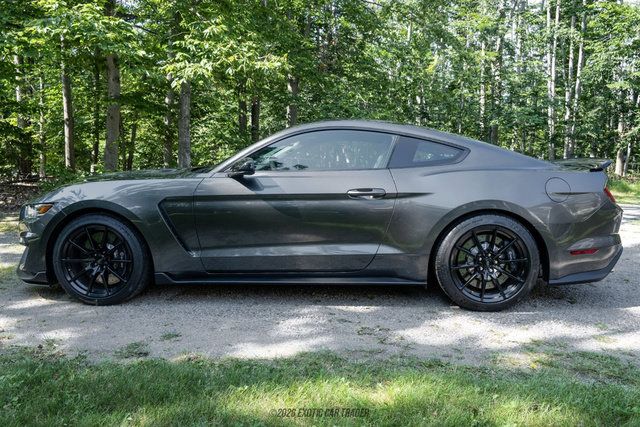 Used 2015 Ford Mustang Shelby GT350 RWD image 3