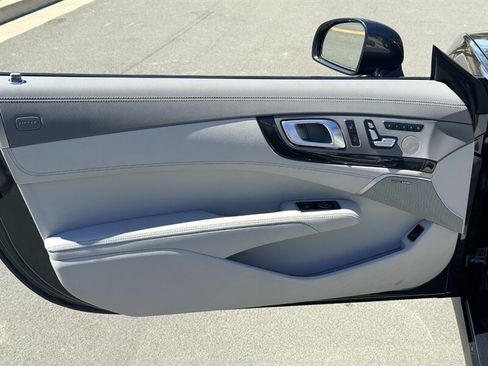 Used 2014 Mercedes-Benz SL 550 image 19
