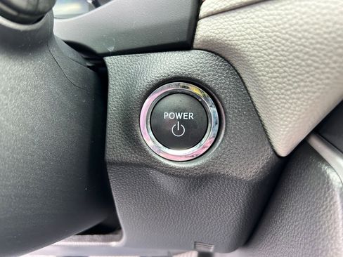 Certified 2023 Toyota RAV4 XLE Premium AWD/4WD image 18