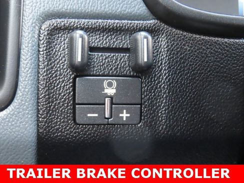 Used 2018 Chevrolet Colorado Z71 image 33