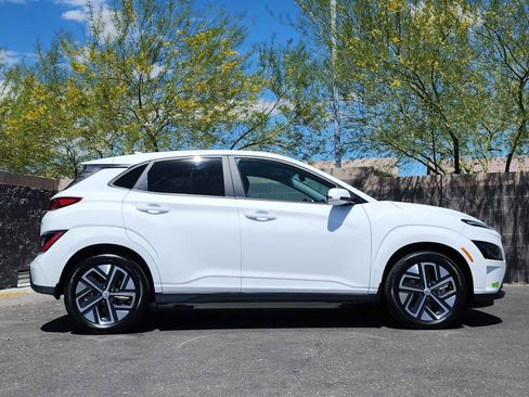 Used 2023 Hyundai Kona SEL image 10