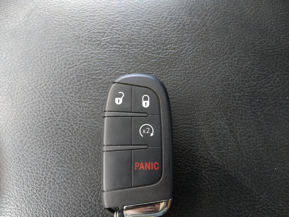 Used 2020 Jeep Wrangler Sport AWD/4WD image 32