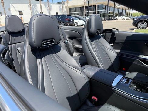 Used 2026 Mercedes-Benz CLE 300 4MATIC Cabriolet image 19