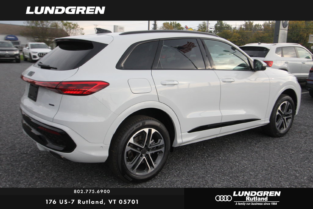 New 2026 Audi Q5 2.0T AWD/4WD image 3