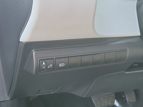 Used 2025 Toyota Corolla FX w/ Convenience Package FWD image 21
