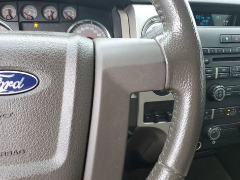 Used 2010 Ford F150 XLT image 13