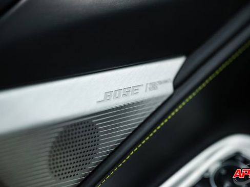 Used 2021 Chevrolet Corvette Stingray Premium Cpe w/ Z51 Performance Package image 28