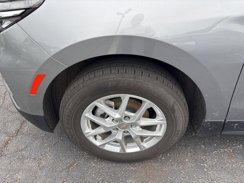 Used 2024 Chevrolet Equinox LS w/ LS Convenience Package AWD/4WD image 7