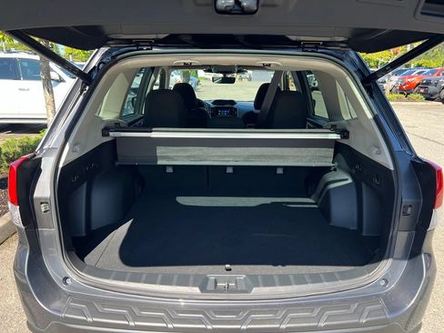 Used 2023 Subaru Forester Premium AWD/4WD image 10