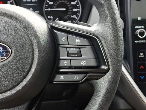 Used 2025 Subaru Crosstrek 2.5i Premium AWD/4WD image 23