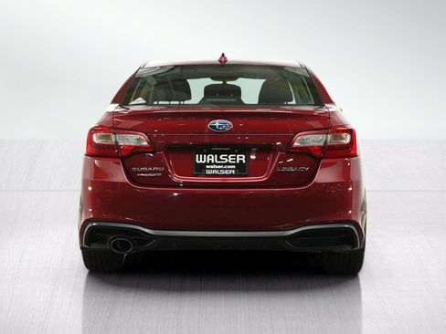 Used 2018 Subaru Legacy 2.5i Premium w/ Moonroof Package AWD/4WD image 4