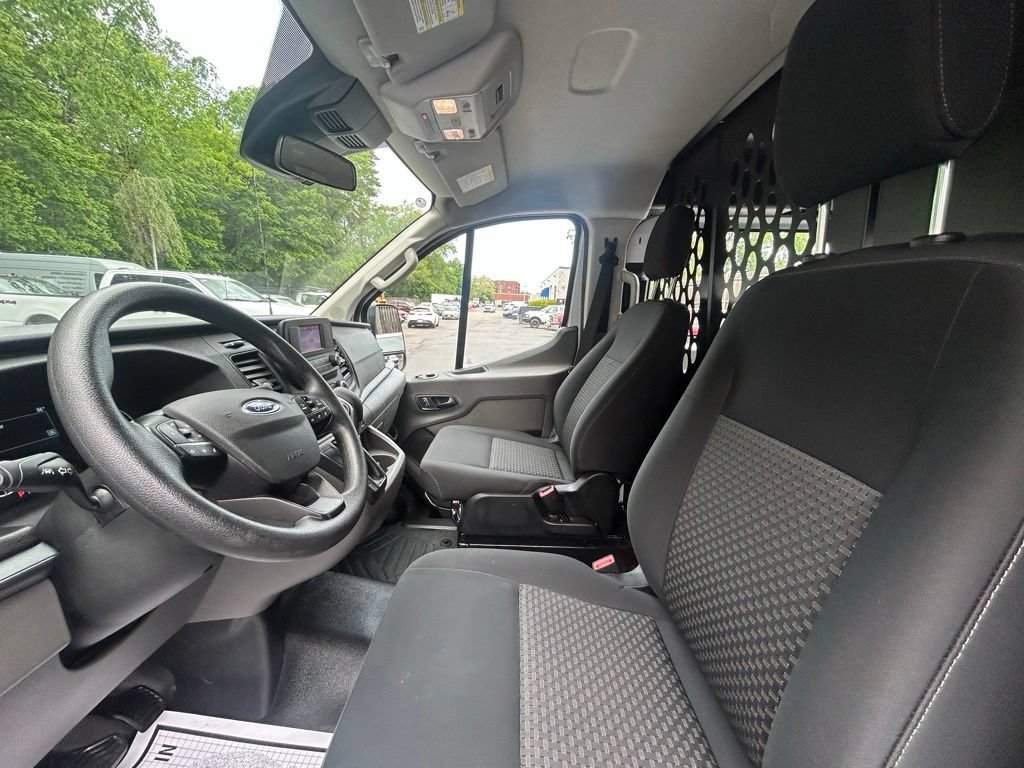 Used 2025 Ford Transit 250 Low Roof w/ Exterior Upgrade Package RWD image 17