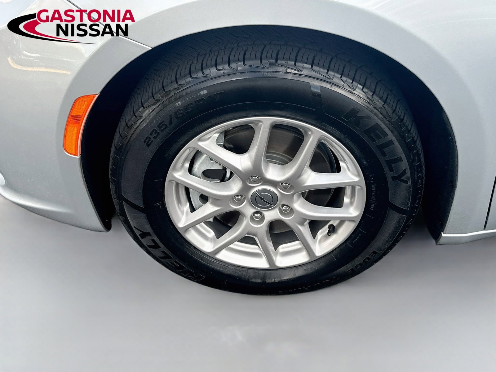 Used 2024 Chrysler Pacifica Touring-L FWD image 41