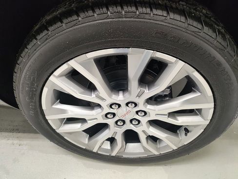 New 2026 GMC Acadia Denali w/ Super Cruise Package image 21