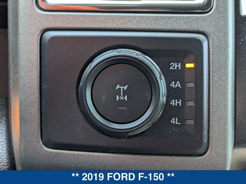 Used 2019 Ford F150 Raptor w/ Equipment Group 802A Luxury AWD/4WD image 40