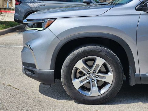 Certified 2023 Honda Pilot EX-L image 8