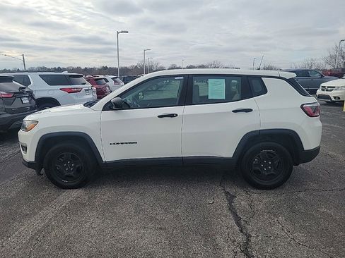 Used 2018 Jeep Compass Sport image 3