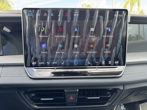 New 2025 Volkswagen Tiguan SE image 20