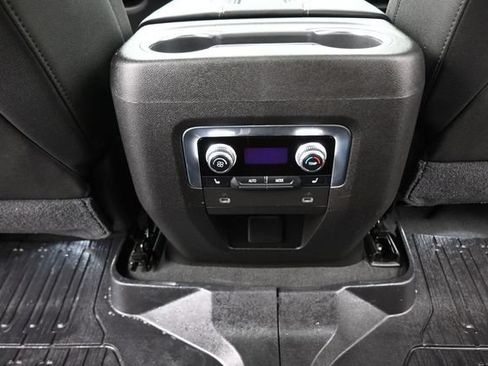 Used 2021 GMC Yukon SLT w/ SLT Luxury Plus Package RWD image 24