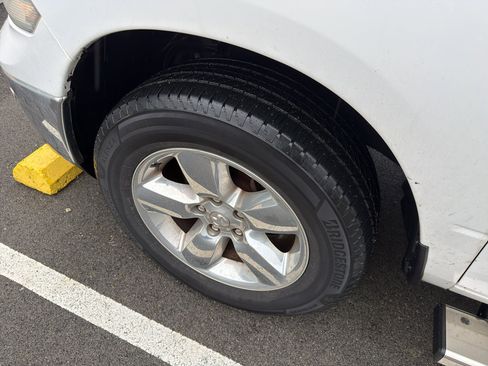 Used 2018 RAM 1500 Big Horn image 9