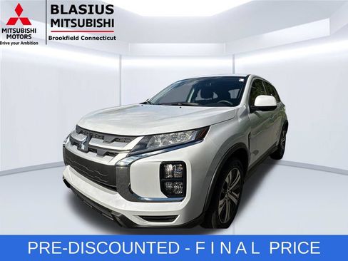 Used 2025 Mitsubishi Outlander Sport ES AWD/4WD image 3