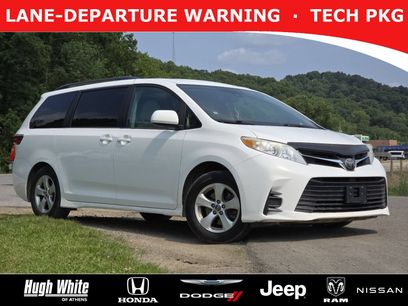 Used 2018 Toyota Sienna LE