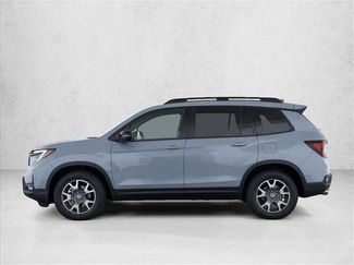 Used 2023 Honda Passport TrailSport video 4
