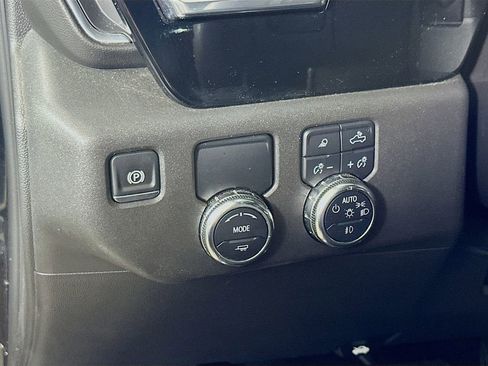 Used 2025 GMC Sierra 1500 SLT RWD image 22