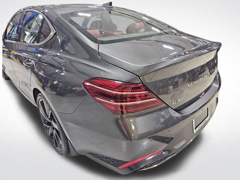 Used 2023 Genesis G70 2.0T w/ Sport Prestige Package image 21
