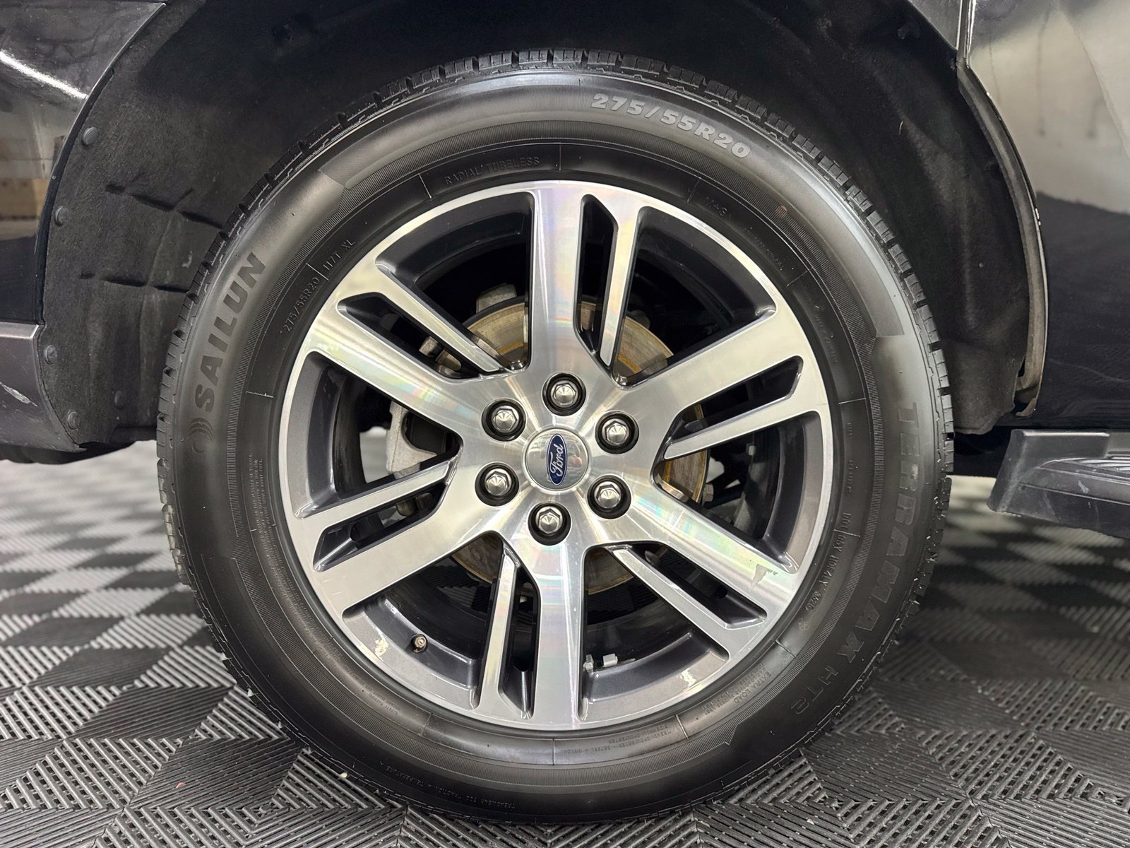 Used 2024 Ford Expedition Max Limited AWD/4WD image 9