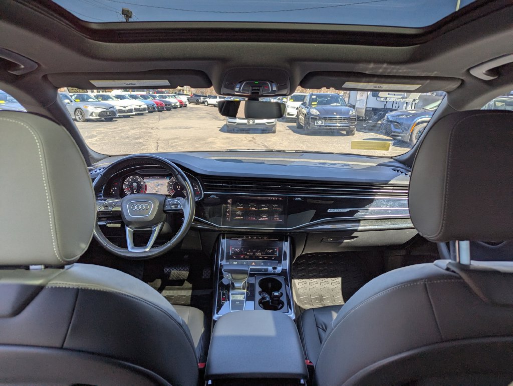 Used 2019 Audi Q8 Premium AWD/4WD image 33